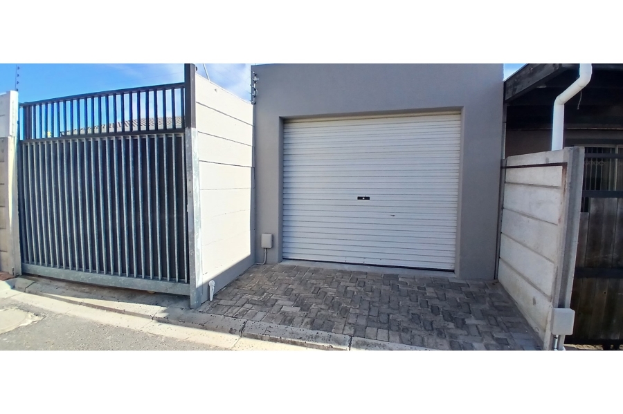 2 Bedroom Property for Sale in Richwood Western Cape